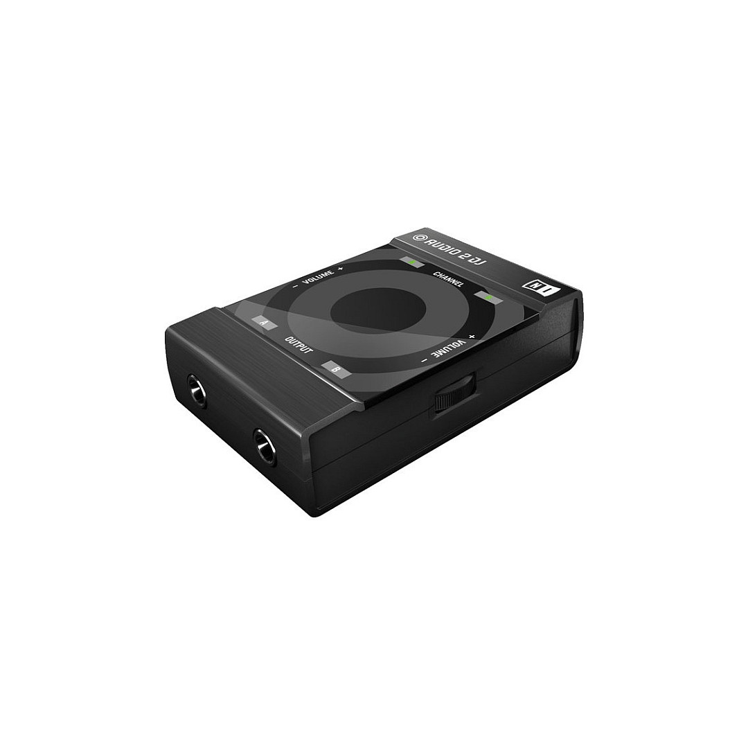 008587.jpg NATIVE INSTRUMENTS TRAKTOR AUDIO 2 - Image 1